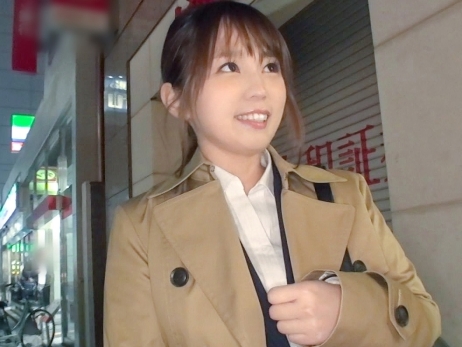 【巨乳】ナンパした巨乳OLのエチエチボディに大興奮！パイズリされギンギンになった肉棒でOLマンコを貫く！