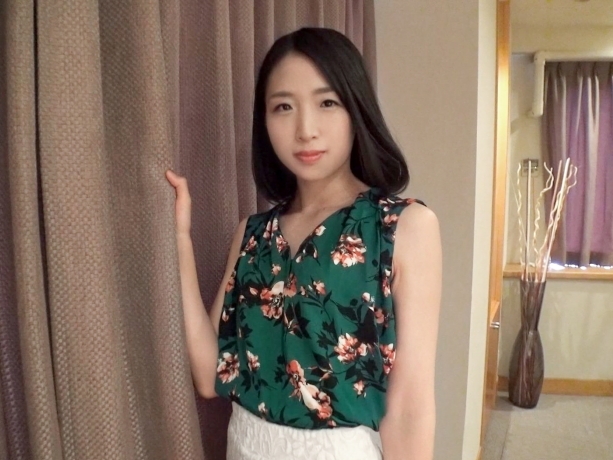 【美ボディお姉さんの淫乱騎乗位】スレンダー美人が腰を振りまくり！キレイなカラダが快感で歪む姿は必見！チ○ポに跨り、乱れまくるエロさに興奮間違いなし！