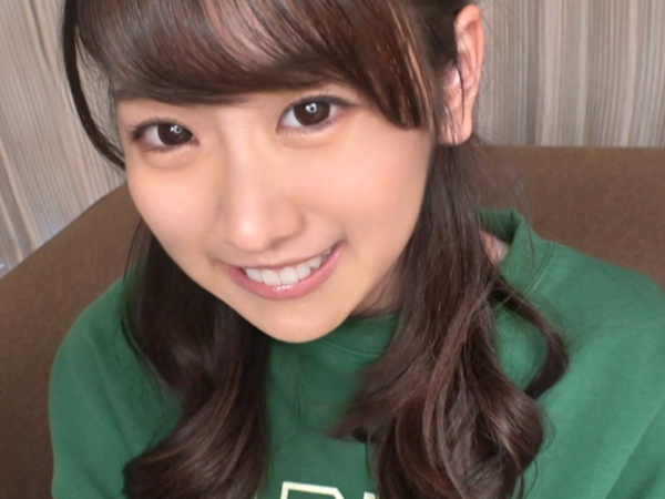 【JDの初々しい喘ぎ声】「気持ちいい…もっと動いて♡」清楚系女子大生が騎乗位で大胆に腰振り！大きな瞳を潤ませ、敏感ボディを震わせながら何度も絶頂！素人娘の恥じらいセックス！