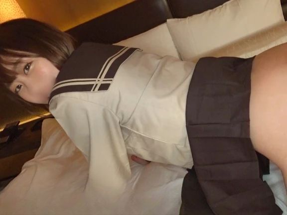 【部活美少女の危険な誘惑】『ダメ…生は…』テニスで鍛えた引き締まったボディのJKが、無許可でゴムなし挿入され、大量の精子を注ぎ込まれる！！部活後の汗ばんだ制服姿がエロカワすぎる♥