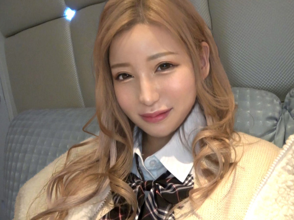 【金髪ギャル】むっちりボディがエロすぎる！クールな顔してセックスは超ホットな淫乱ギャル！ハメ撮りで本気モード、エロさ全開でチンポを貪る姿は必見！！