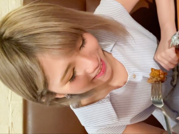 【金髪ギャルの危険な遊戯】貧乳ちっぱいギャルがおじさんと禁断のSEX！華奢なボディに激ピストンで奥まで突きまくる！外人ギャルのアヘ顔がエロすぎる♪