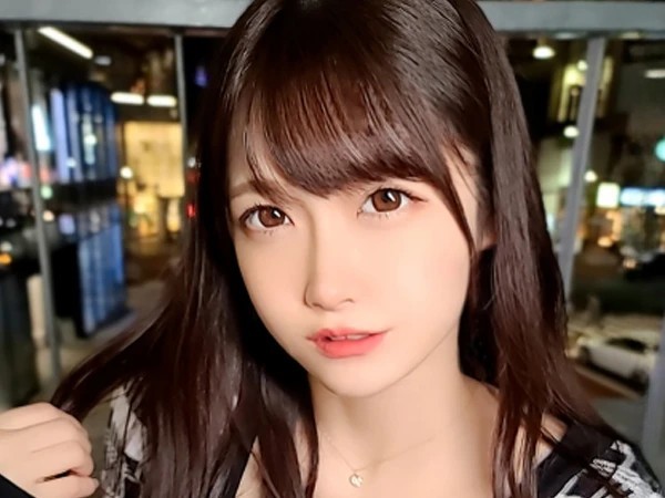 【激似美少女の危険な関係】『生はヤバいって…』橋本環奈似の可愛い子が快楽に負けて生チ●ポを挿入！都合の良い女が顔射まで許しちゃう♪危険なほどエロい関係にドハマり！