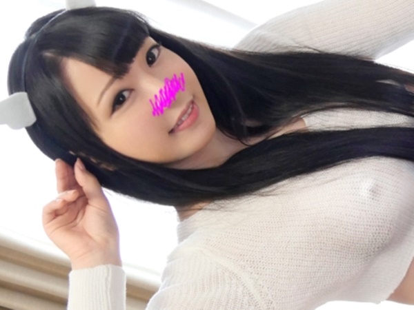 【ビッチJKの誘惑】『ねぇ、挿れて♡』無毛マ●コをチラ見せする小悪魔女子校生がチ●ポをおねだり！挿入と同時にアヘ顔で感じまくる激カワビッチ♡