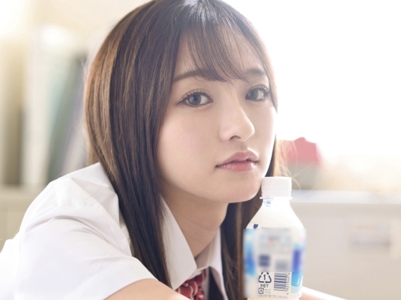 【制服美少女と甘酸っぱいSEX】圧倒的美少女が制服姿で大胆に！アオハルなのに濃厚すぎる絡み♡甘い吐息と熱いキス、制服から覗く美ボディがたまらない！青春の思い出がエロすぎる！